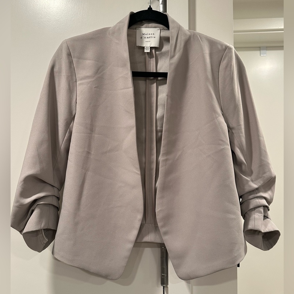 Maison d’Amelie Mini Ruched Sleeve Blazer Jacket